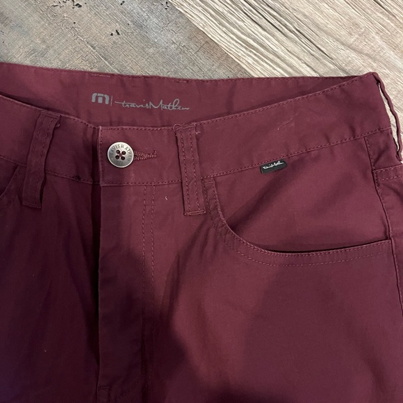 Travis Mathew Men’s Casual Golf Pants Maroon Size 30x32 Tencel Cotton Stretch - Picture 2 of 5